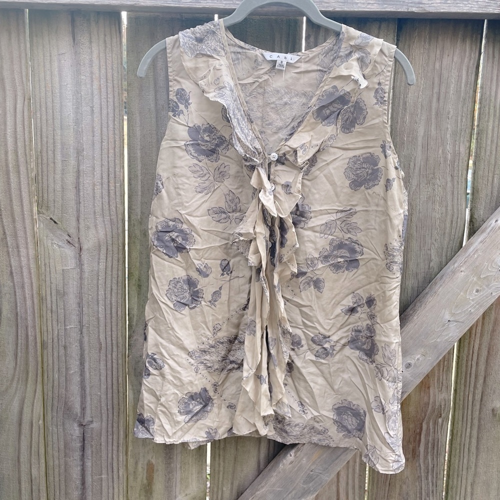 Cabi Nude 100% Silk Floral Ruffle Trim Button Down Tank Top